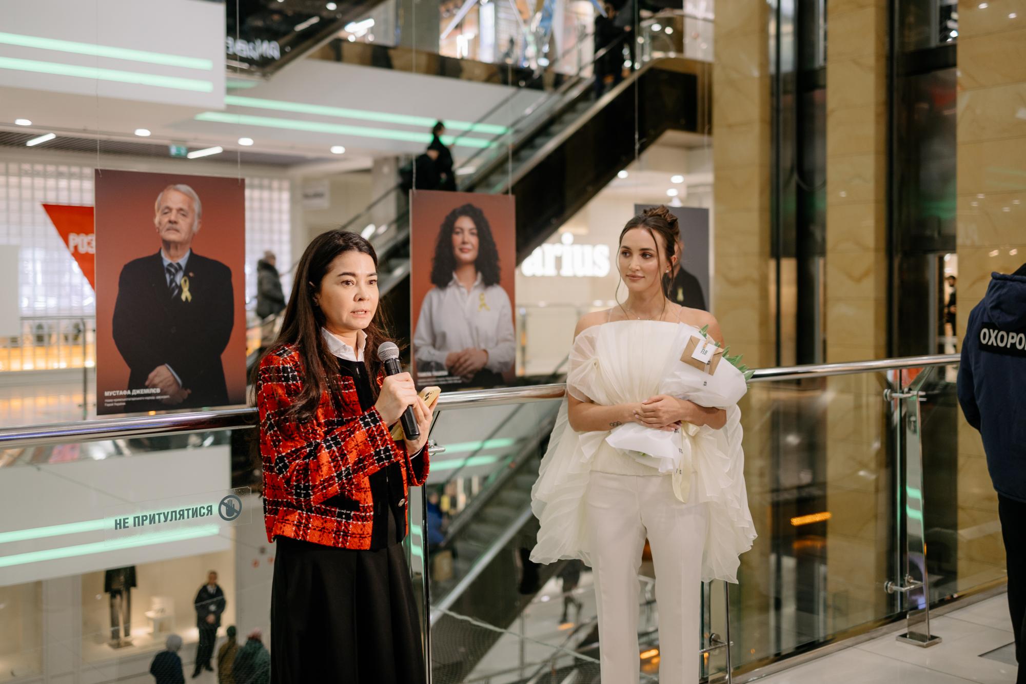 Різатдінова відкрила у Києві фотовиставку про Крим: чому це важливо